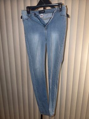 Fashion Nova Light Blue Skinny Stretch Jeans